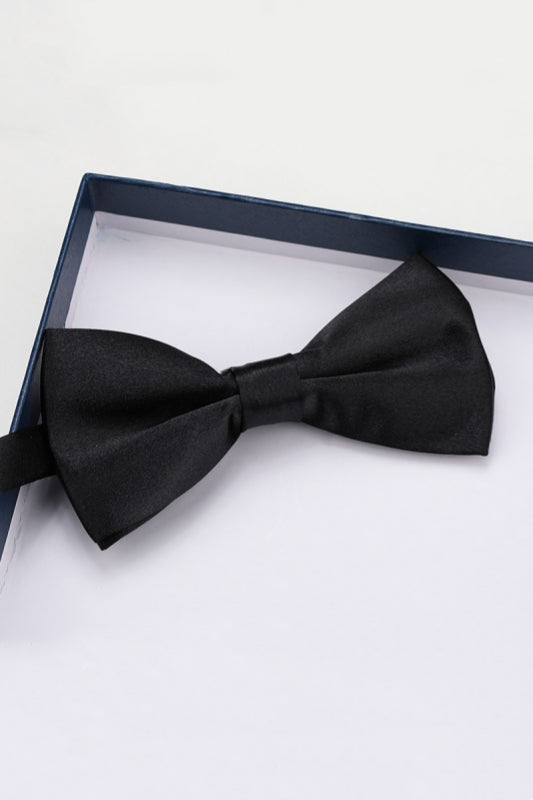 Classic Black Satin Bow Tie Main image