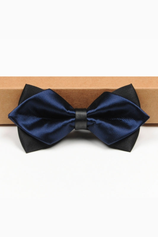 Two-Tone Navy Pointed Men's Bow Tie Main image