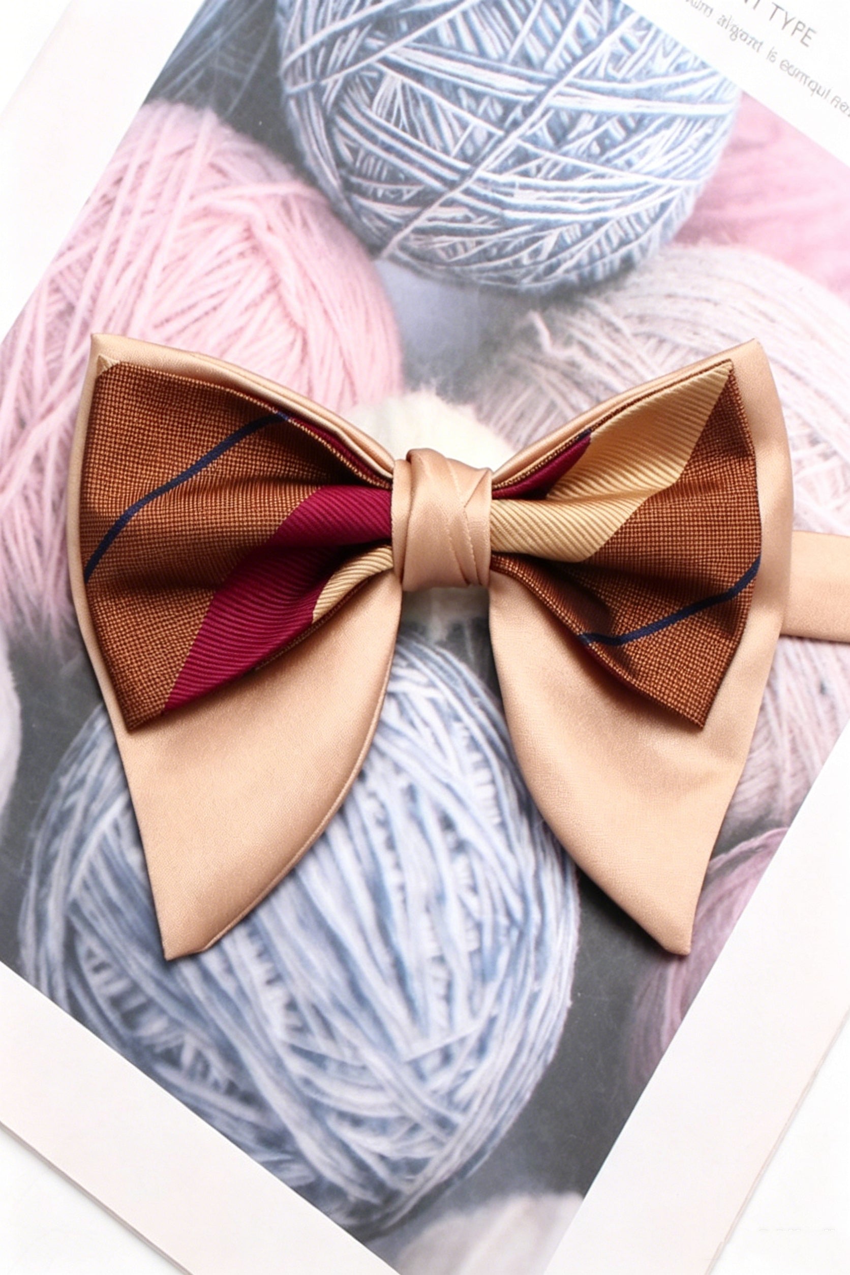 Champagne Double Layer Striped Pointed Bow Tie Main image