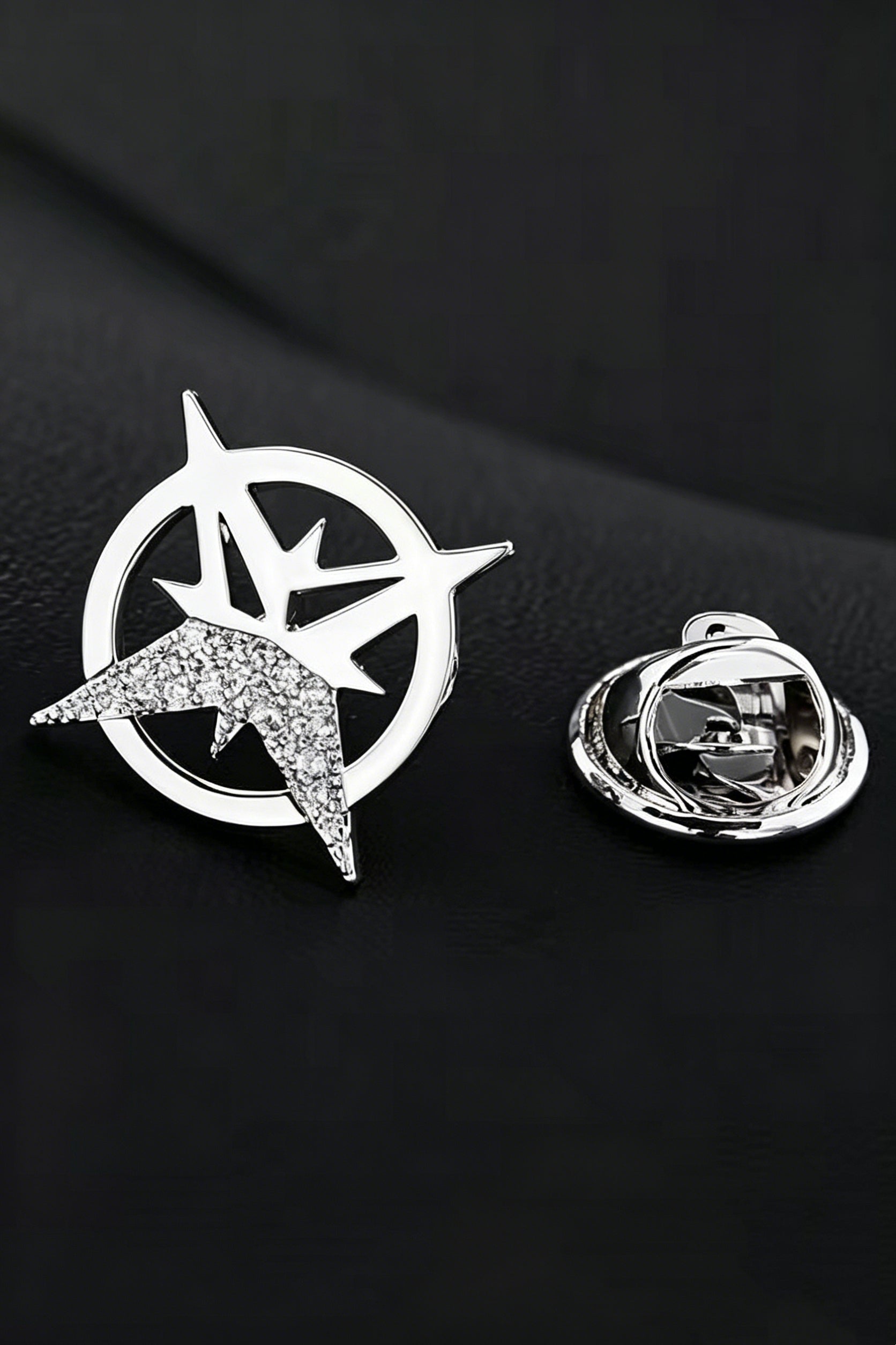 Silver Six-pointed Star Men's Lapel Pin Main image