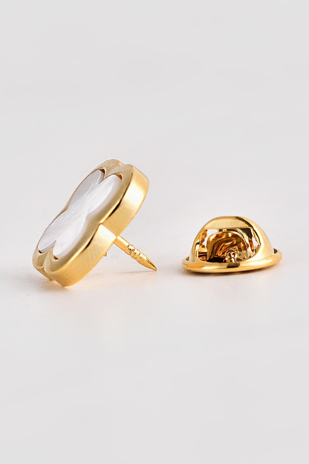 Gold Four Leaf Clover Natural Mother Of Pearl Lapel Pin For Men
