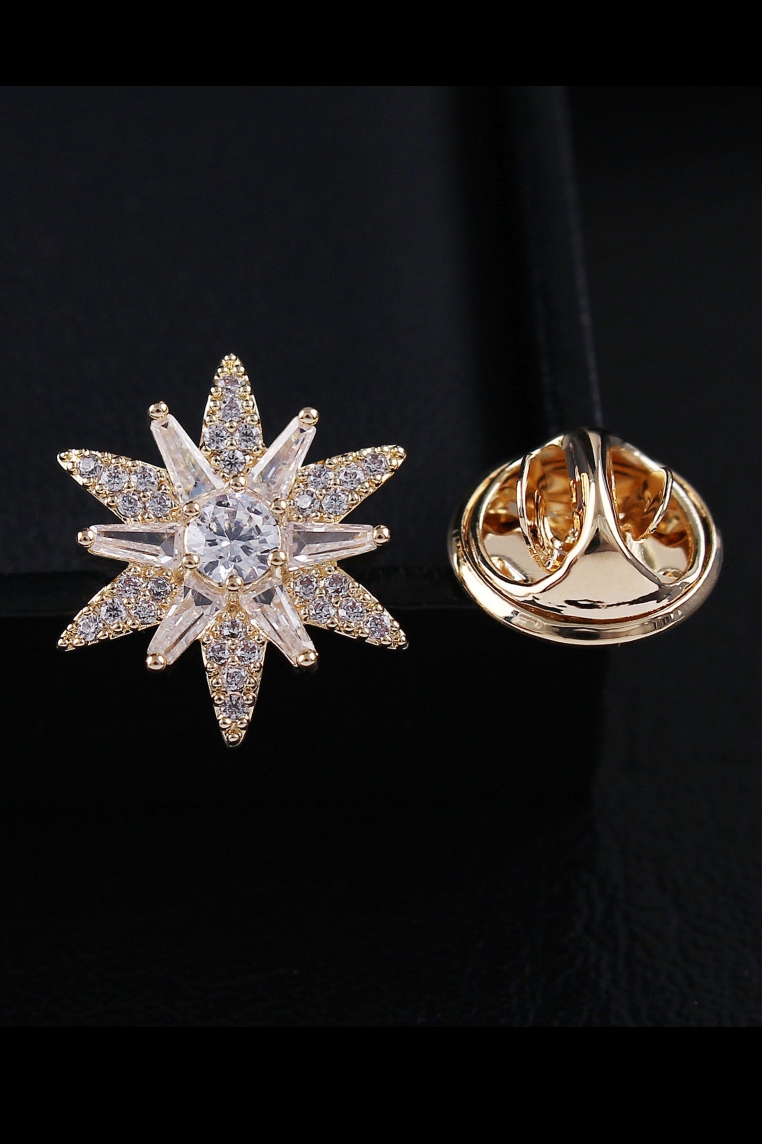 Fashion Gold Six-pointed Star Men's Lapel Pin Secondary image