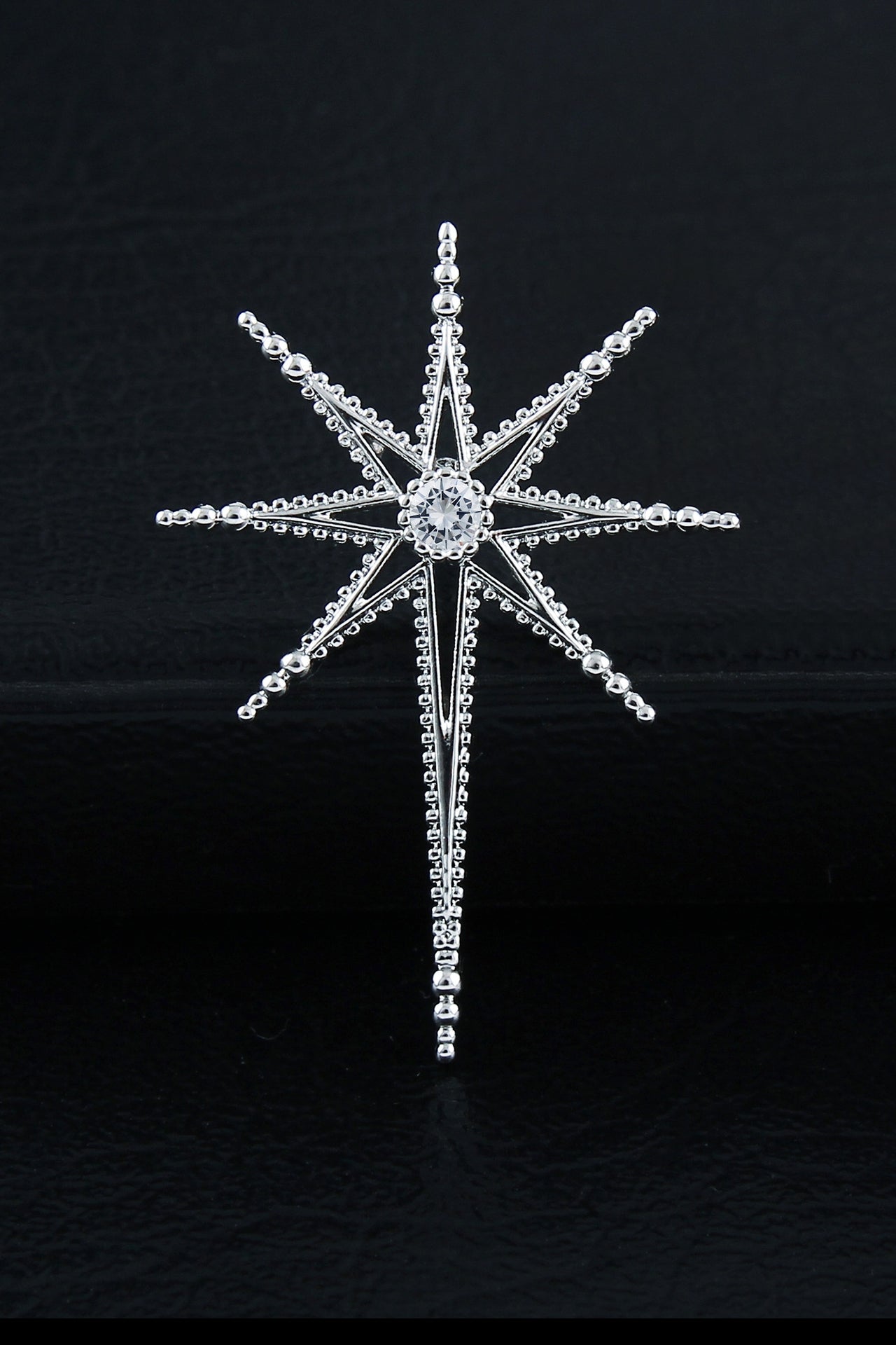 Silver Beaded Star Crystal Lapel Pin For Men Main image