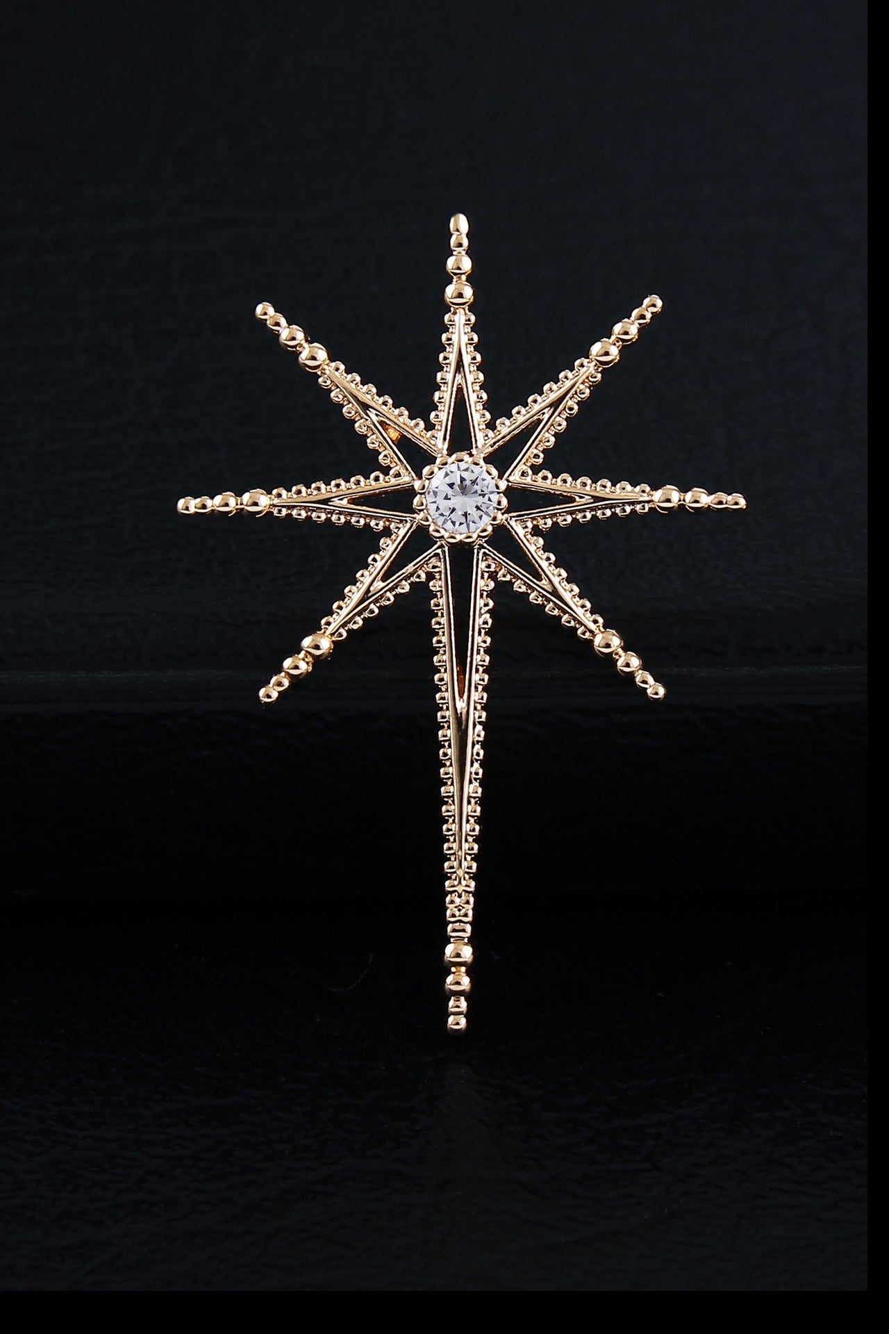Gold Beaded Star Crystal Lapel Pin For Men Main image