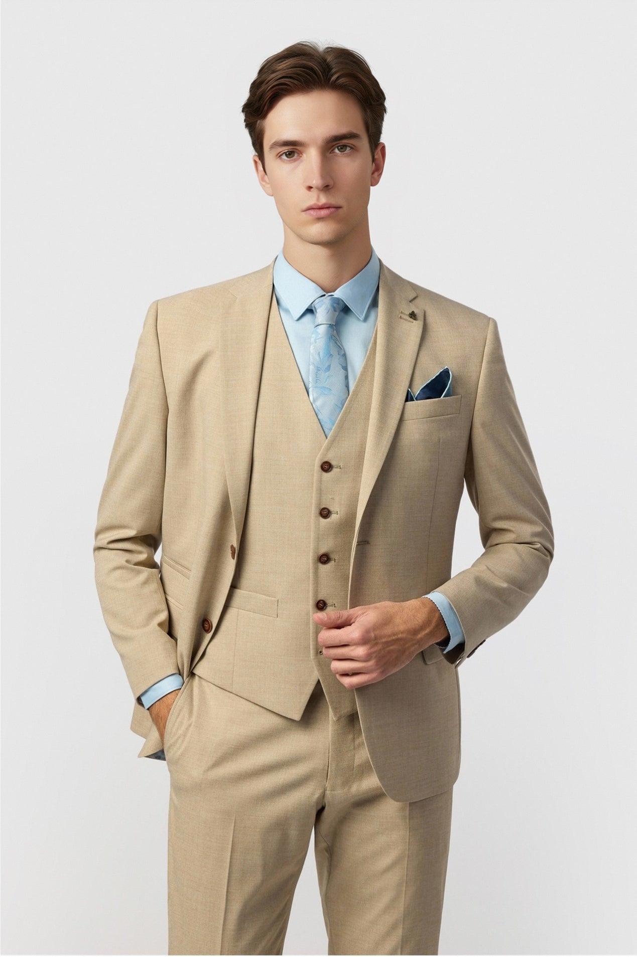 Khaki Stylish Notched Lapel 3 Pieces Men Suit Main image