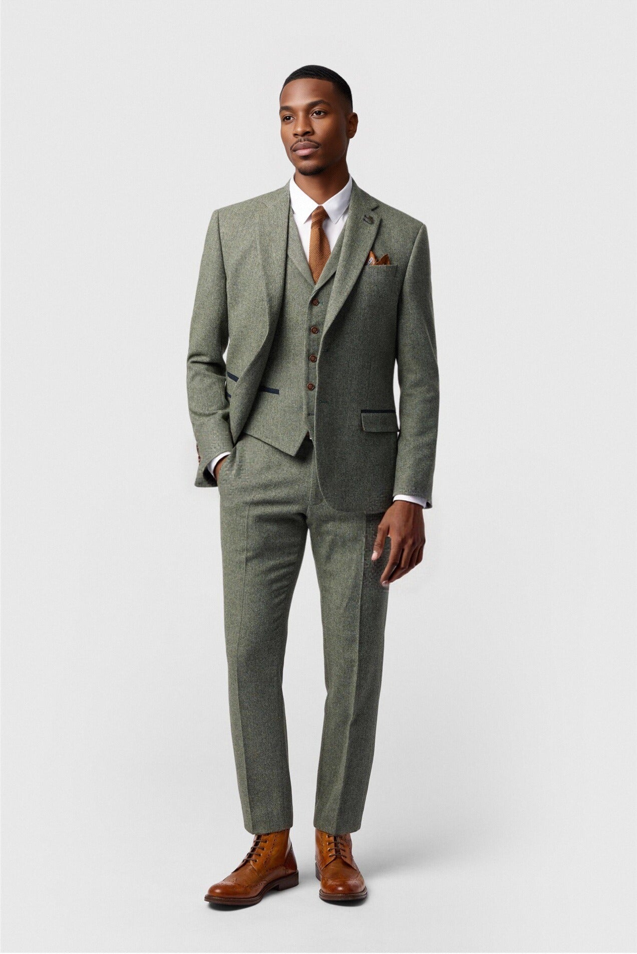 Chic Green Herringbone 3 Pieces Notched Lapel Men Suit Secondary image
