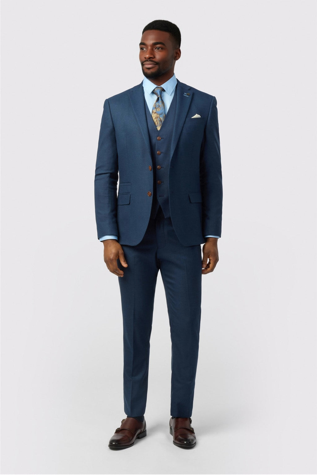 Navy Notched Lapel Men Suits With Waistcoat