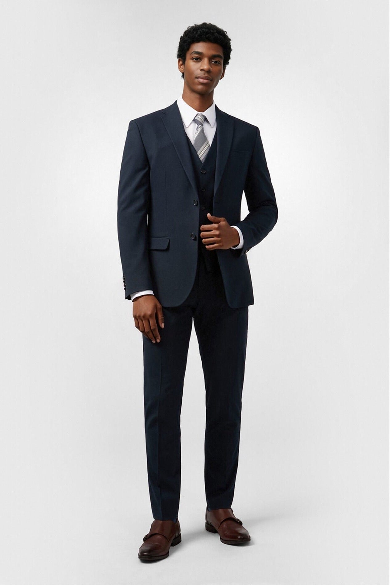 Handsome Navy 3 Pieces Notched Lapel Men Suits Secondary image