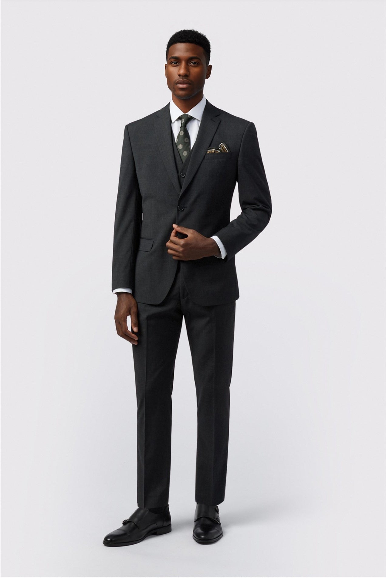 Bespoke Charcoal Notched Lapel 3 Pieces Men Suits Secondary image