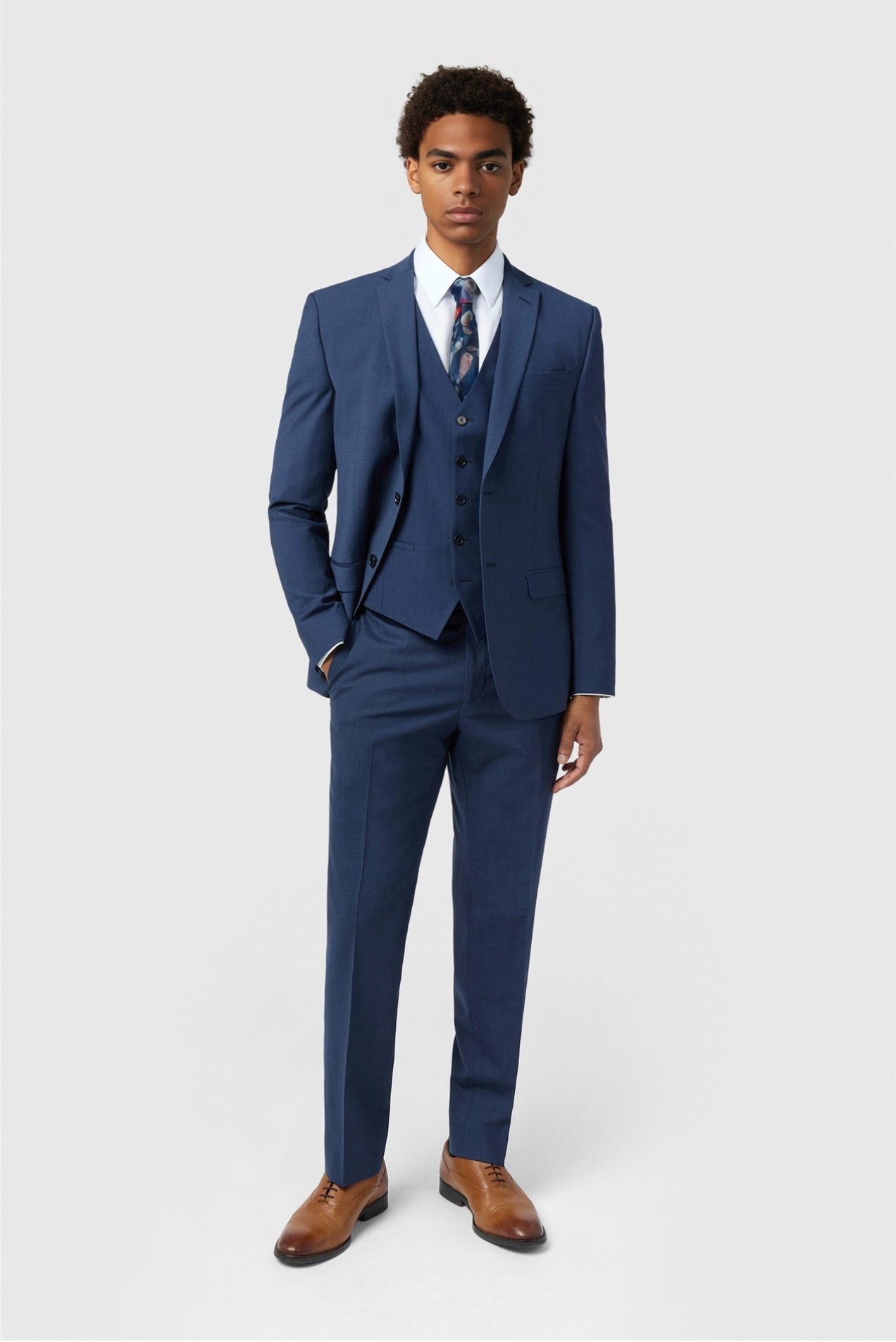 Trendy Blue Notched Lapel Men Suits With Waistcoat Secondary image
