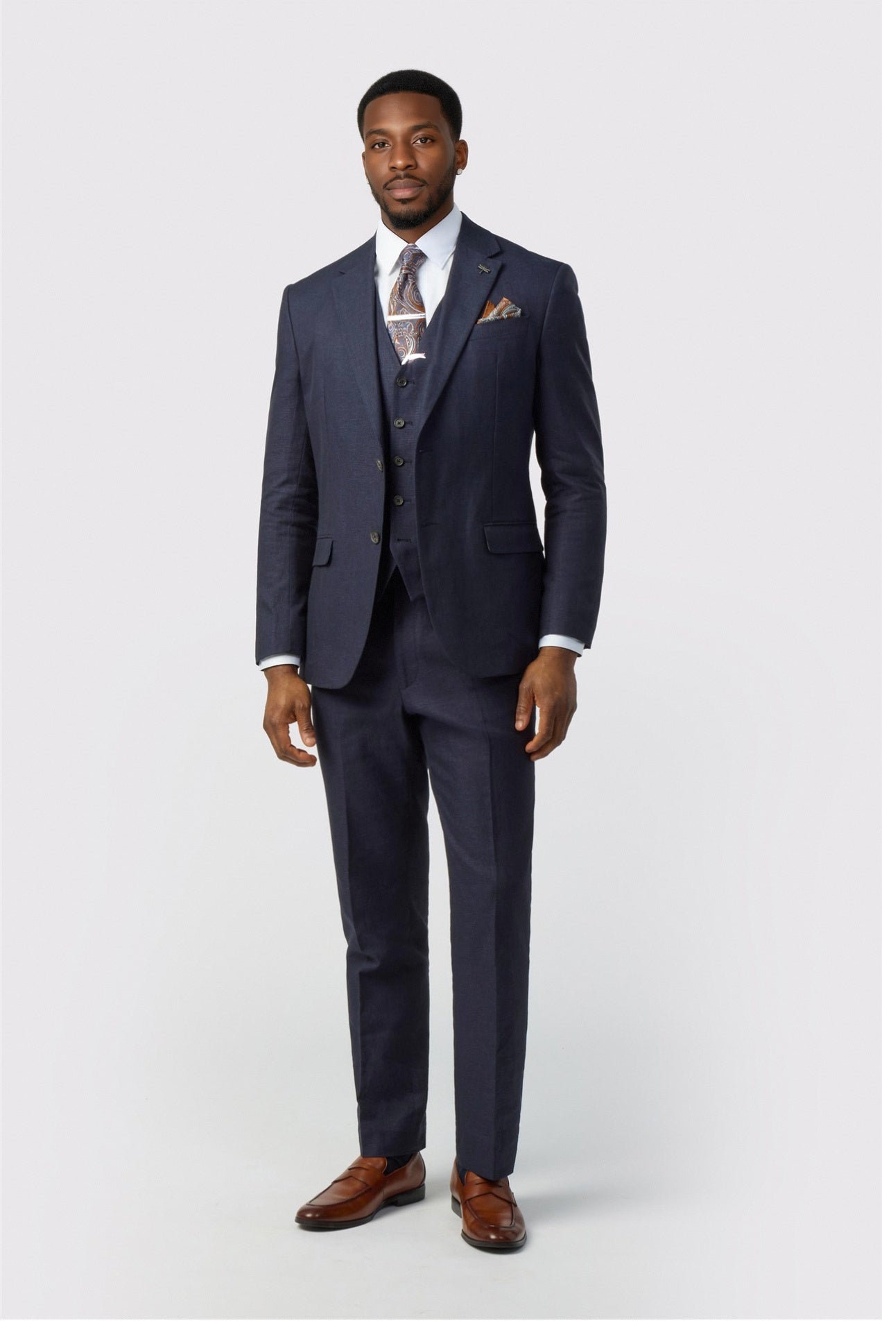 Glamorous Navy 3 Pieces Notched Lapel Men Suits Secondary image