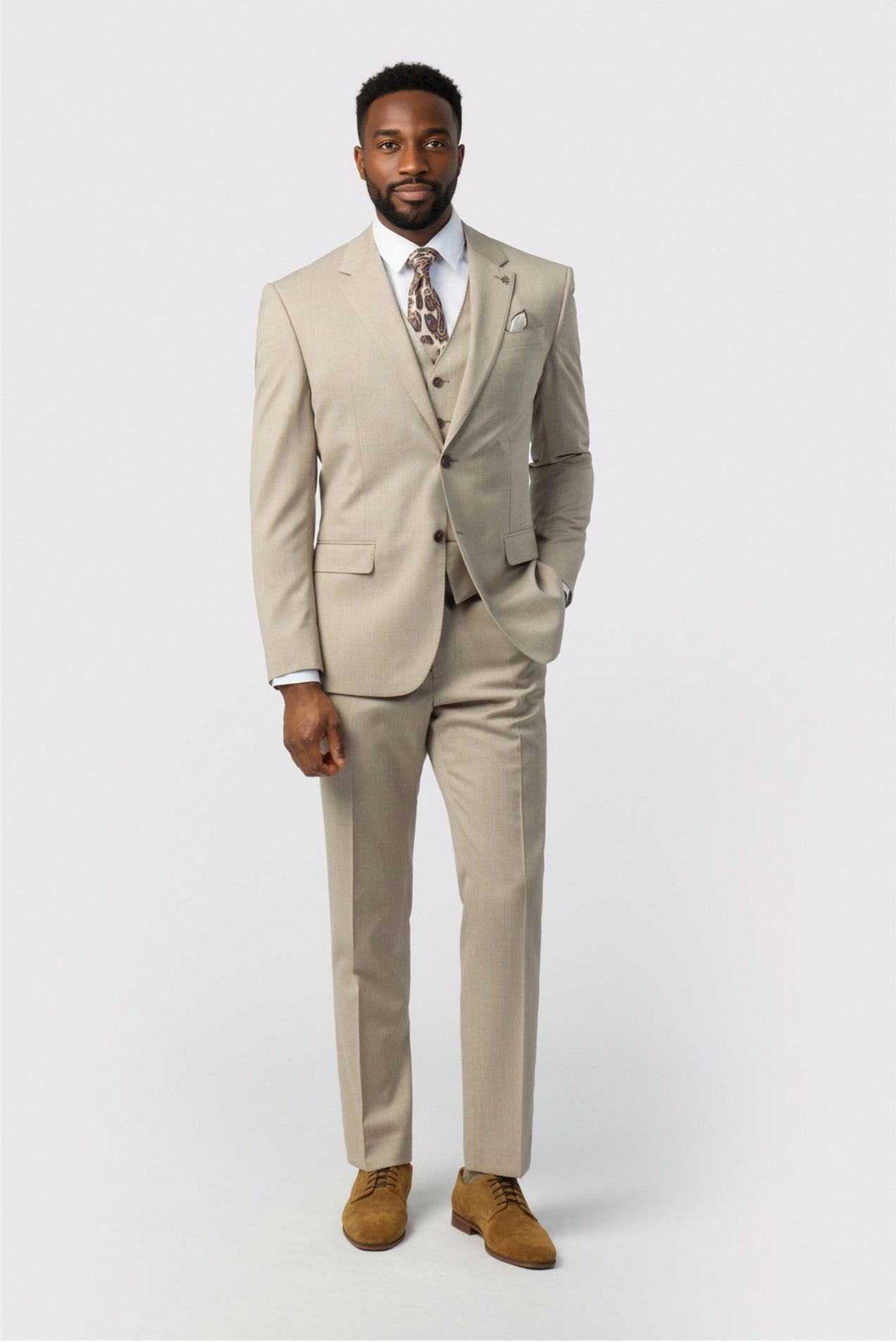 Taupe Best Fitted 3 Pieces Notched Lapel Men Suits Secondary image