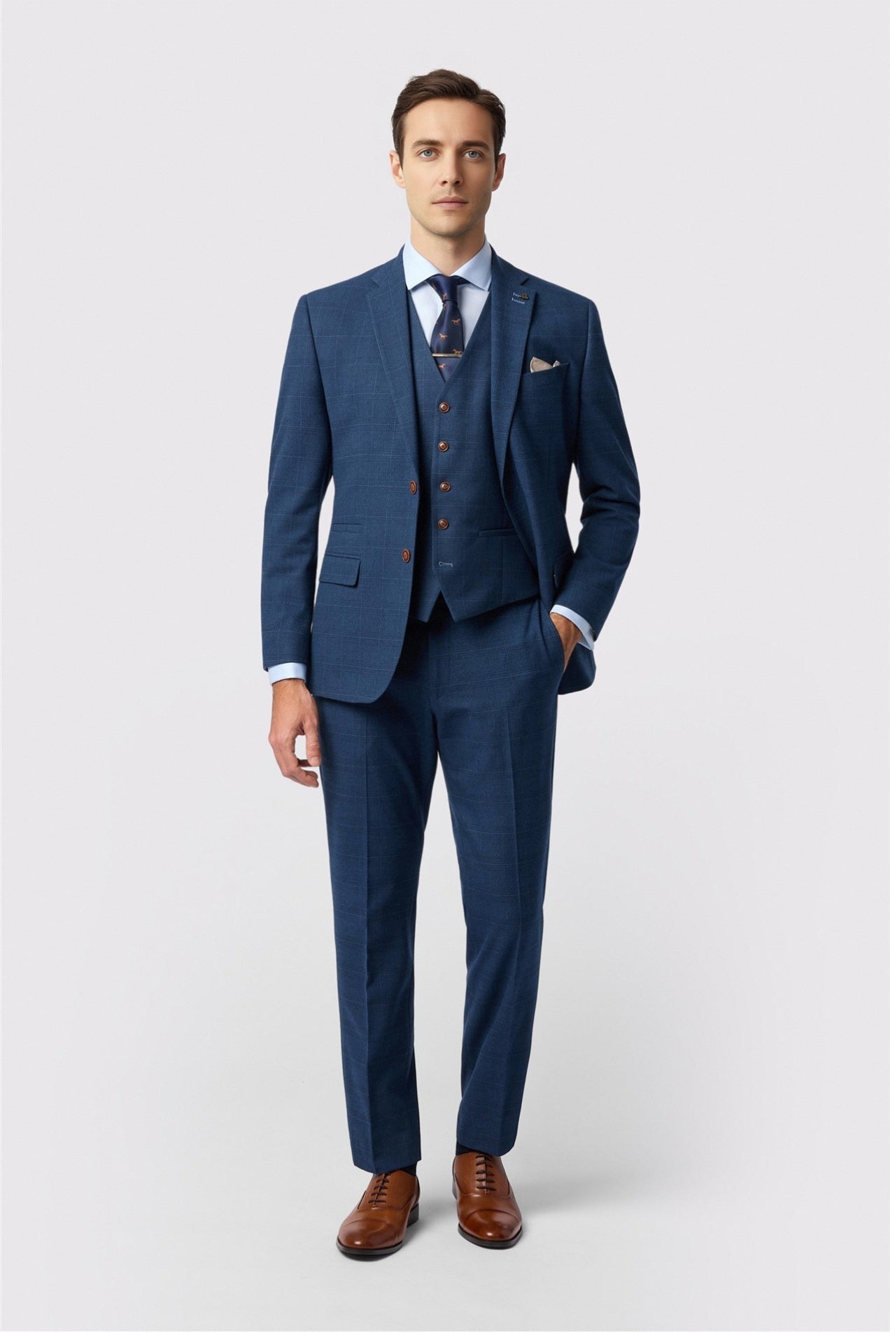 Blue Newest Notched Lapel Checked Men Suits With Waistcoat Secondary image
